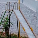 स्लाईड पडून मुलीचा (4) मृत्यू झाल्याप्रकरणी गृहनिर्माण संस्थेच्या पदाधिकाऱ्यांवर गुन्हा दाखल